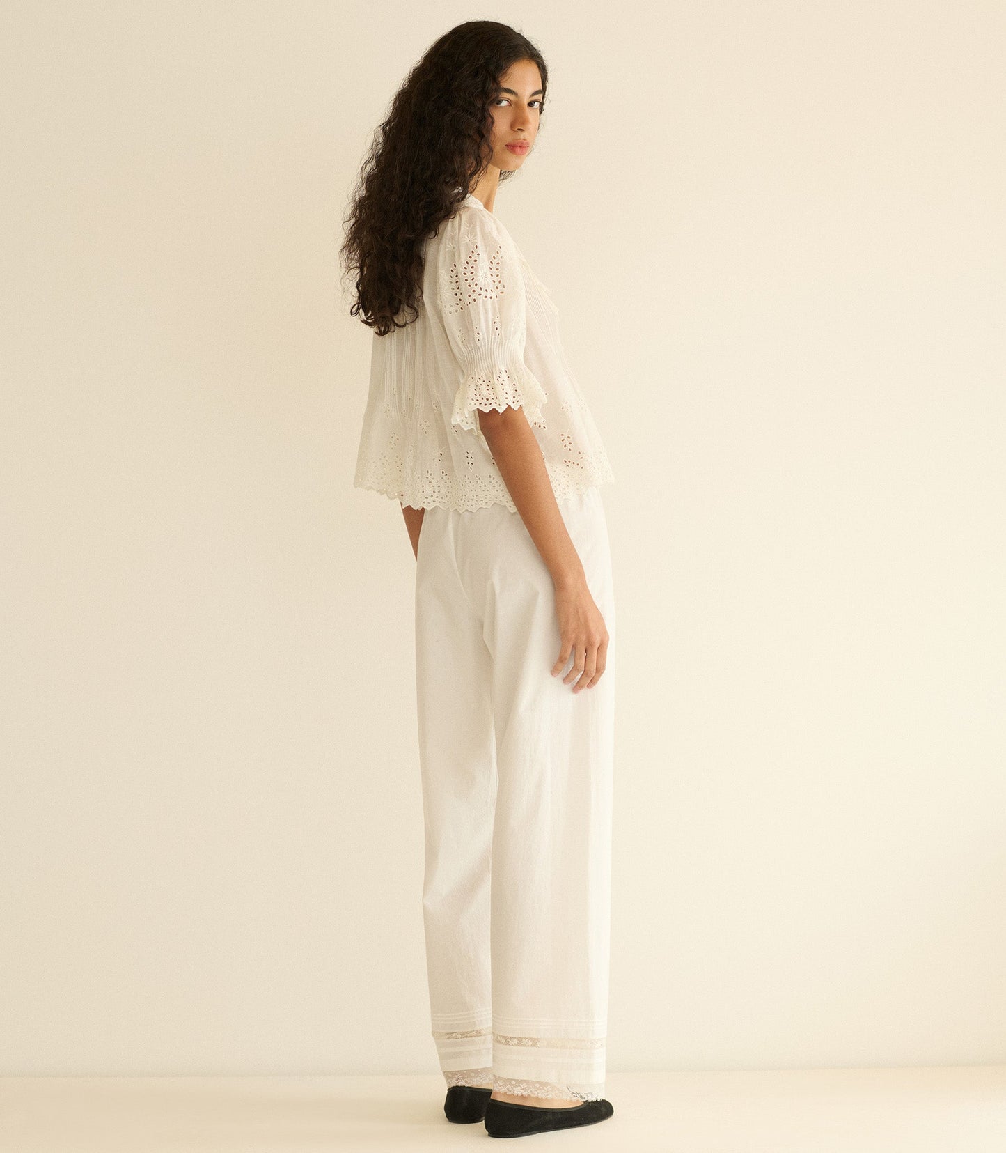 HENRI TOP -- SALT EYELET